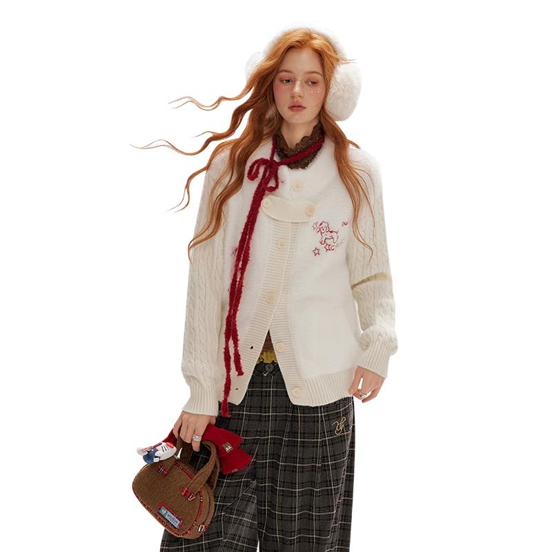 

UNIFREE Women s Thick Mohair Blend Cable Knit Sweater One Size