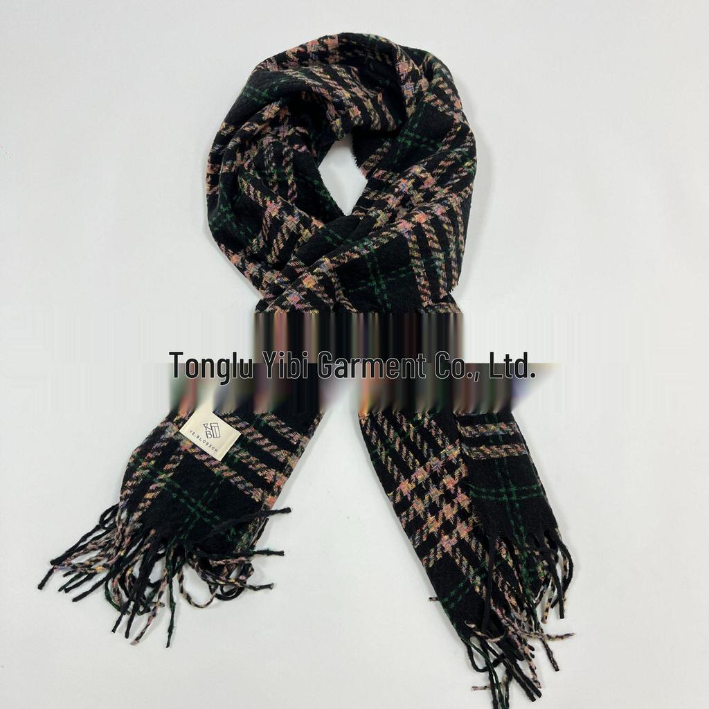 Korean Style Plaid Tassel Scarf – Winter Student Shawl & Warm Bib
