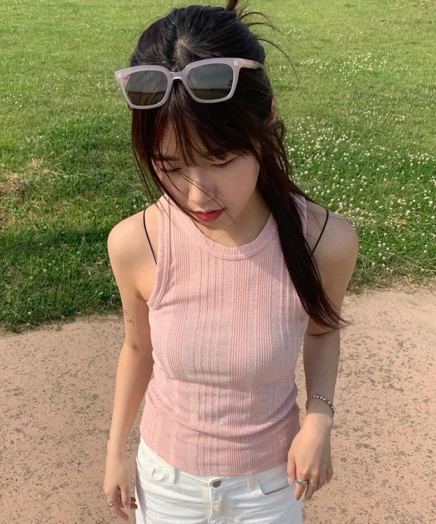 Hangeul Geek Chic Edge Sunglasses Pink