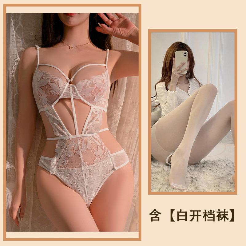 Purple Erotic Underwear, Sexy Lace Hollowed-out Suspenders Show Large Perspective, Free Backless Pajamas, Pure Desire Set