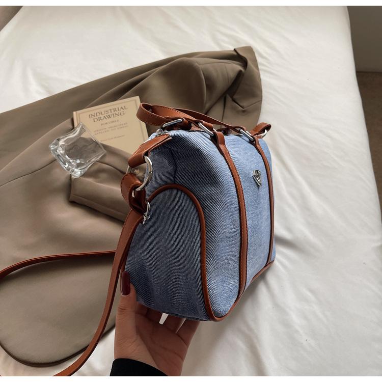 Casual handbag women's summer new simple and popular fashion shoulder bag messenger bag commuter bag