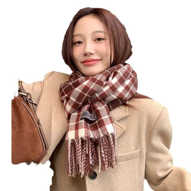 Women's autumn and winter new scarf high-end atmosphere imitation cashmere plaid versatile warm drape Korean version scarf plaid brown