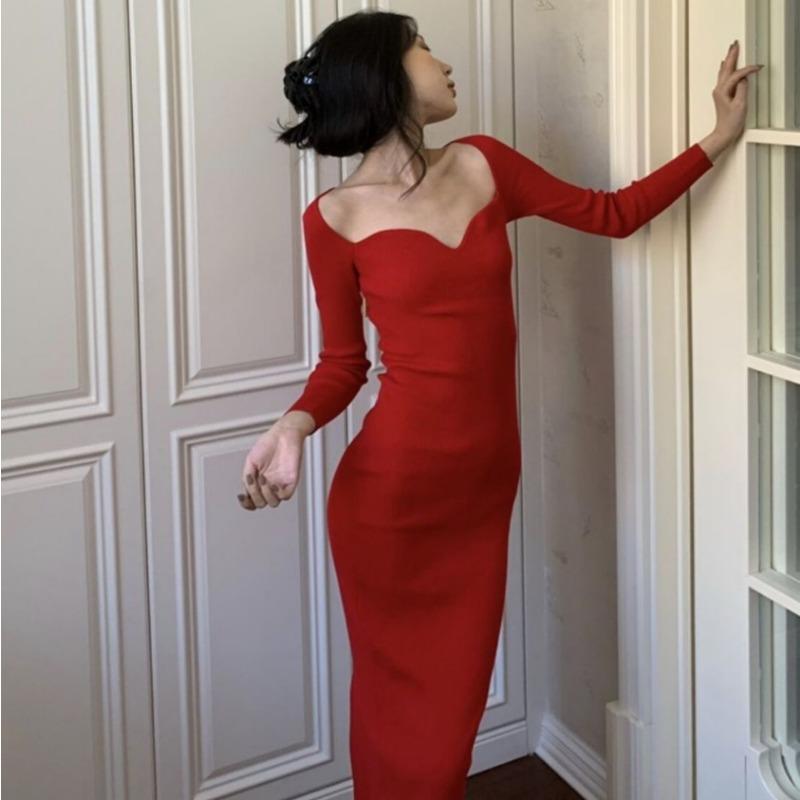 Design Sense One-word Collar Bottom Black Knitted Dress Autumn and Winter New with Coat Sweater Skirt