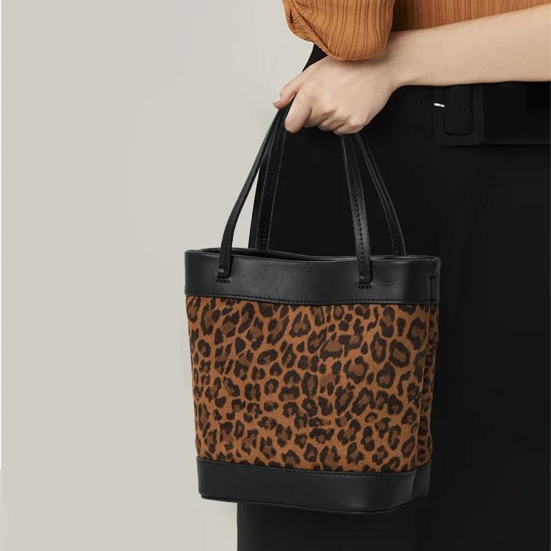 

Aidrani Женская сумка из натуральной кожи с модным леопардовым принтом, большая вместительная сумка из коровьей кожи Mini(Max Length<20cm) коричневый