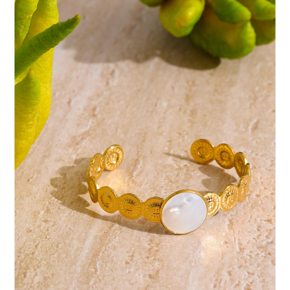Eetit 64mm Popular Stainless Steel Round Shell Sun Cuff Bracelet Bangle Tarnish Resistant Metal Golden Attractive Jewelry