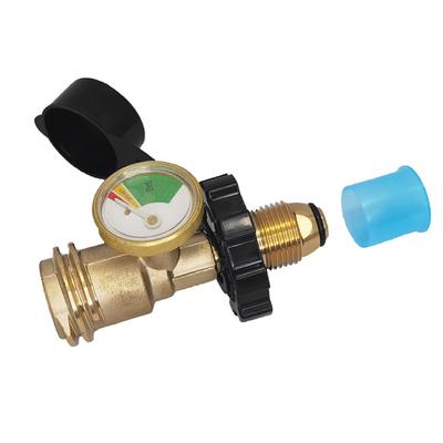 Adaptorul GasTank convertește supapa de service a rezervoarelor POL în conector pentru butelie de gaz QCC/Type1 cu