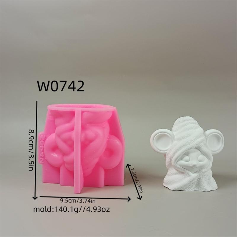 3D Bathrobe Mouse Figurine Silicone Molds for Candle Soap Chocolate Candy Cake Fondant Decoration Gypsum Silicone Molds