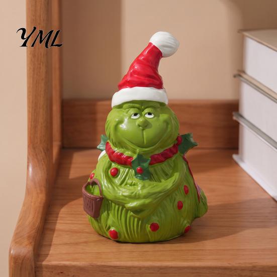 Elf Figurine for Christmas Green Monsters Ornament with Santa Hat And Scarf, Resin Frog Miniature Figurines Home Decoration, Outdoor Garden