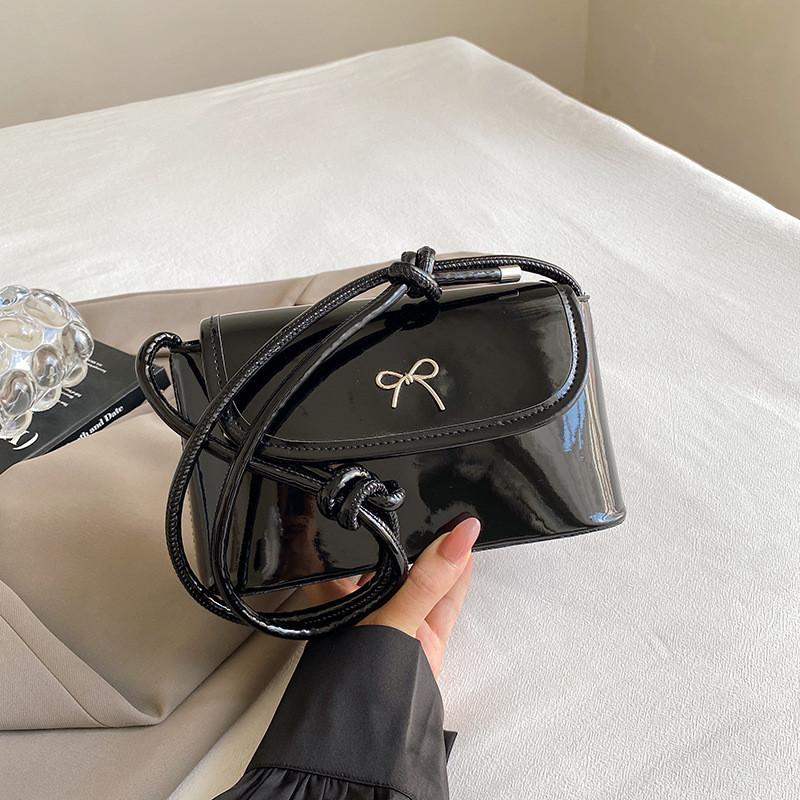 Chic Casual Korean Style Solid Color Small Handheld Shoulder Bag Ideal For Daily Outfits In Multiple Colors