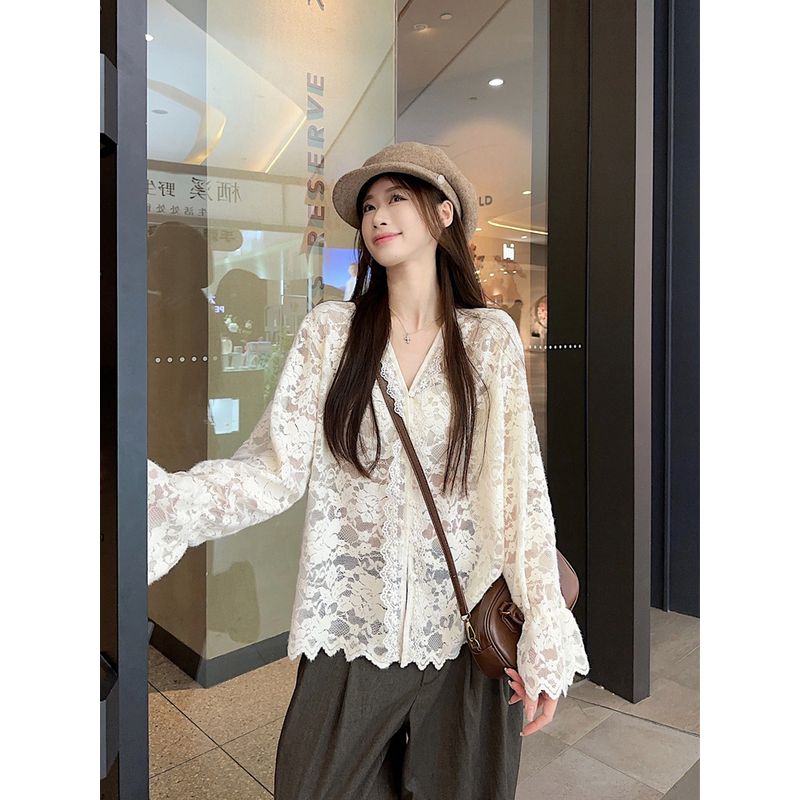 Kumikumi Gentle Stylish Bell Sleeve Lace Shirt Women's Autumn Thin Loose Slim Looking Creamy-white Tops