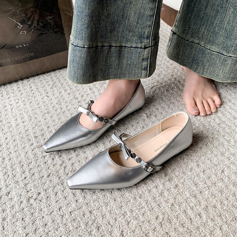 Fashion 2025 New Women's Leather Metal Buckle Sweet Bowtie Pointed Toe Slip-on Mary Jane Pumps Elegant Ladies Square Heeled Shoes