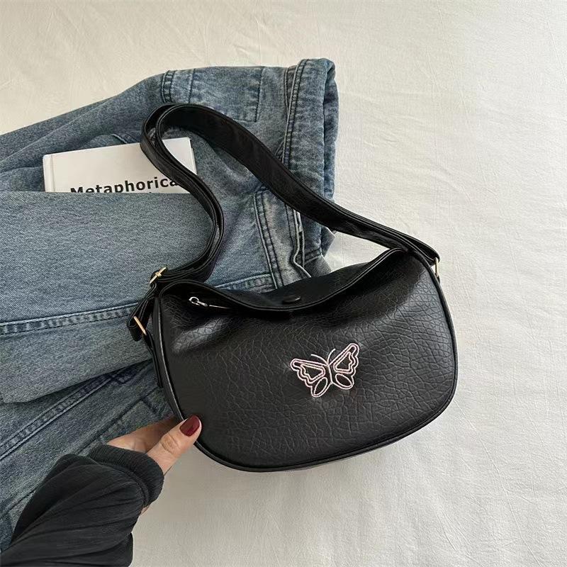 

Versatile messenger bag women s summer 2025 new trendy Korean dumpling bag niche texture shoulder saddle bag
