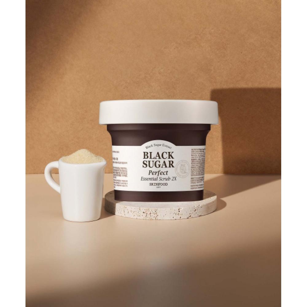 Skinfood Black Sugar Perfect Essential Scrub 2x  210g BLACK SUGAR PERFECT ESSENTIAL SCRUB 2X
