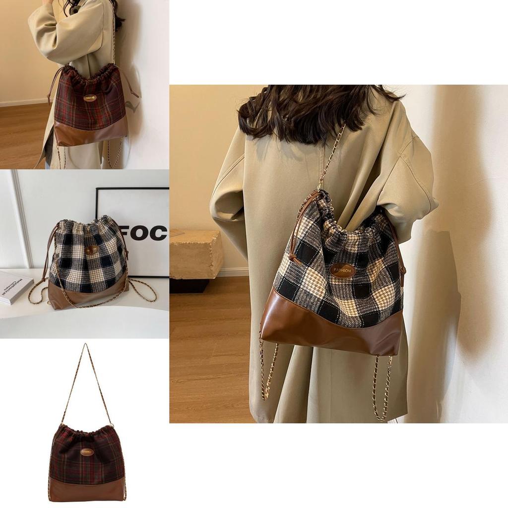 Chic Stylish Women's Tote Bag In Trendy Plaid Patterns Perfect For Daily Use