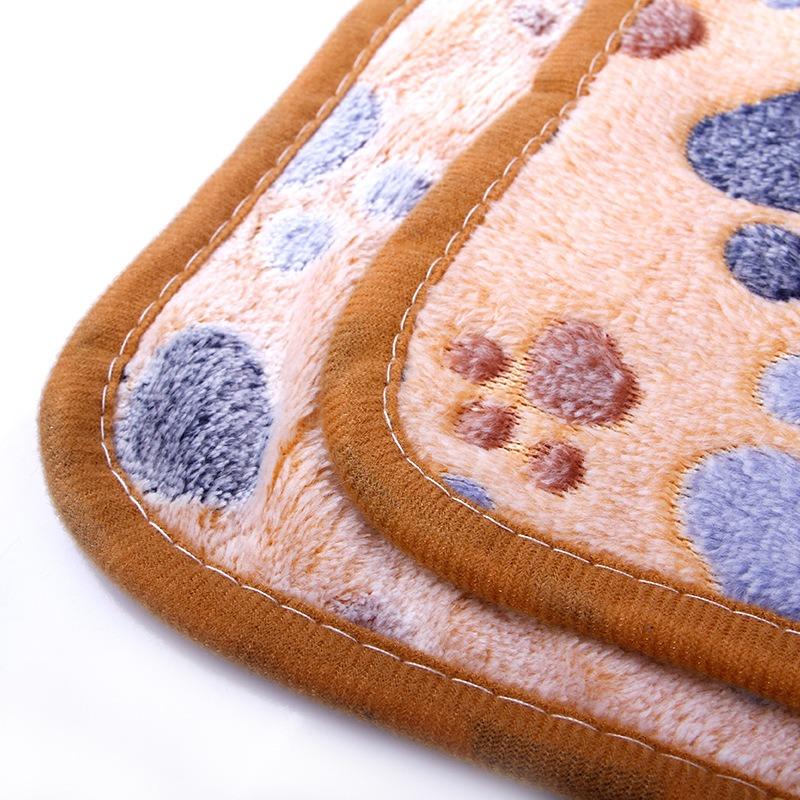 Dog Blankets Washable Soft Warm Cat Fleece Bed Paw Print Pet Lots Puppy