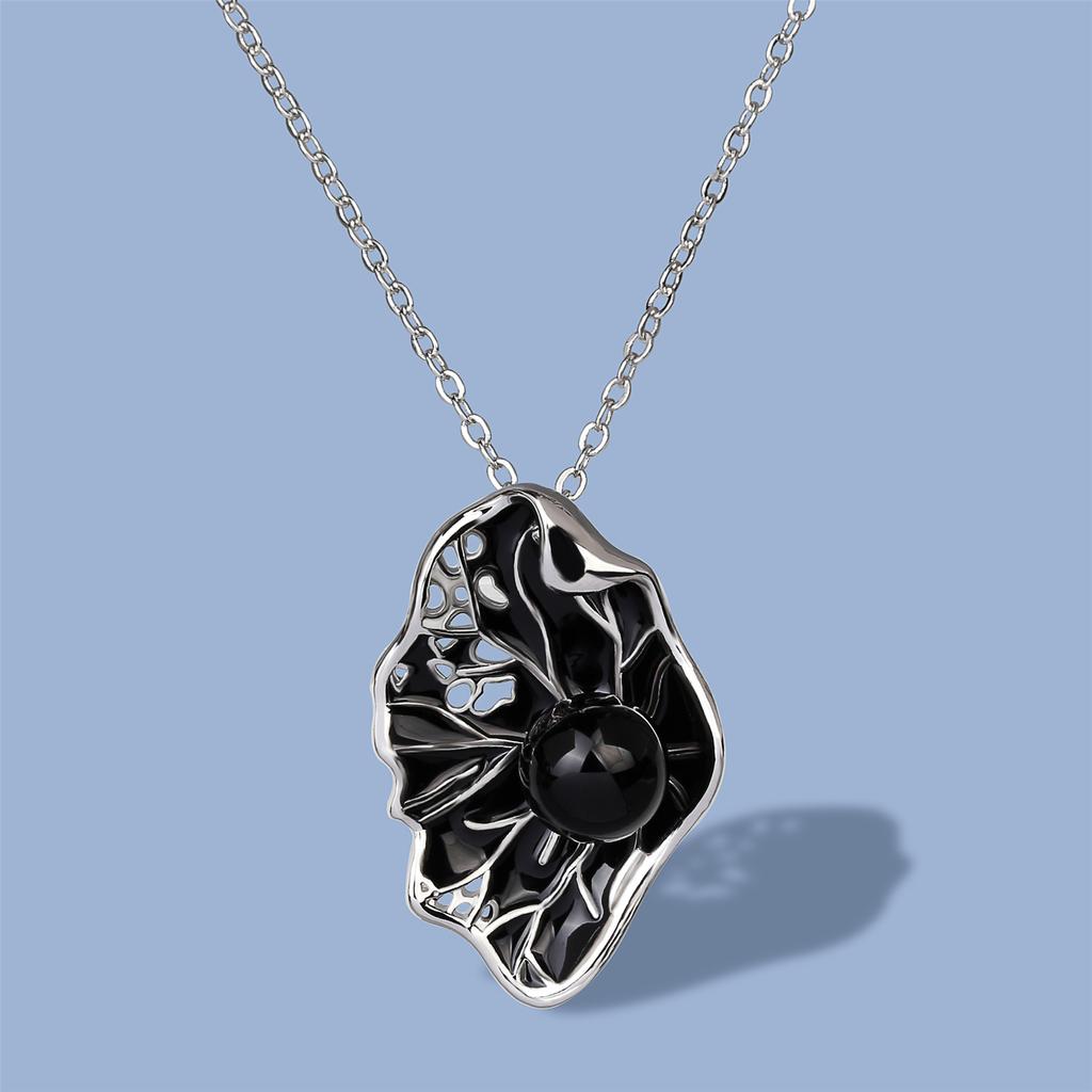 Personality Lotus Leaf Women'S Light Luxury Black Epoxy Flower Retro Pendant Necklace
