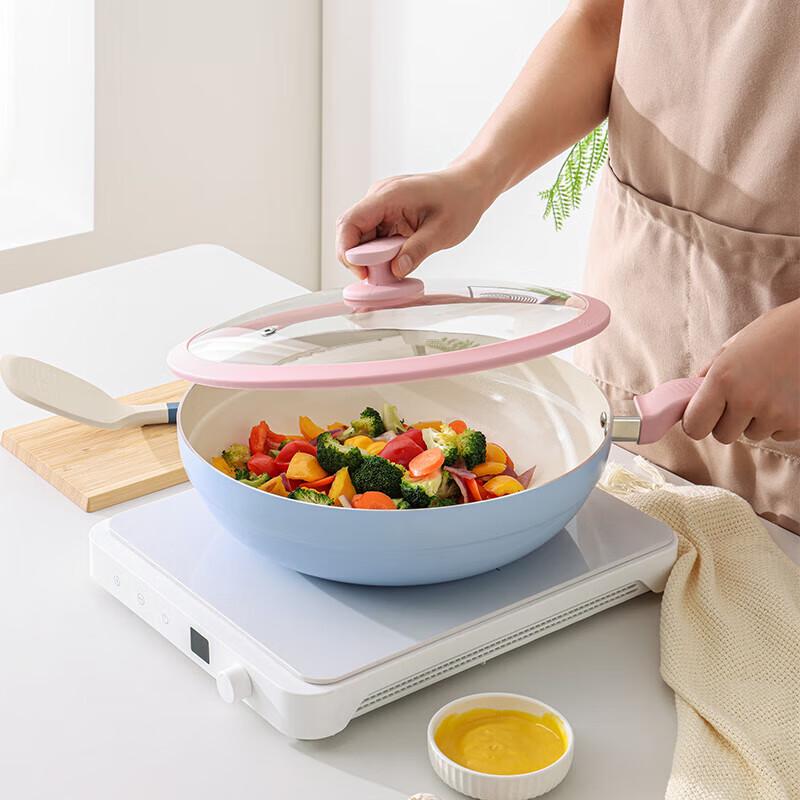 WORLD KITCHEN Aluminum Ceramic Non-stick Wok