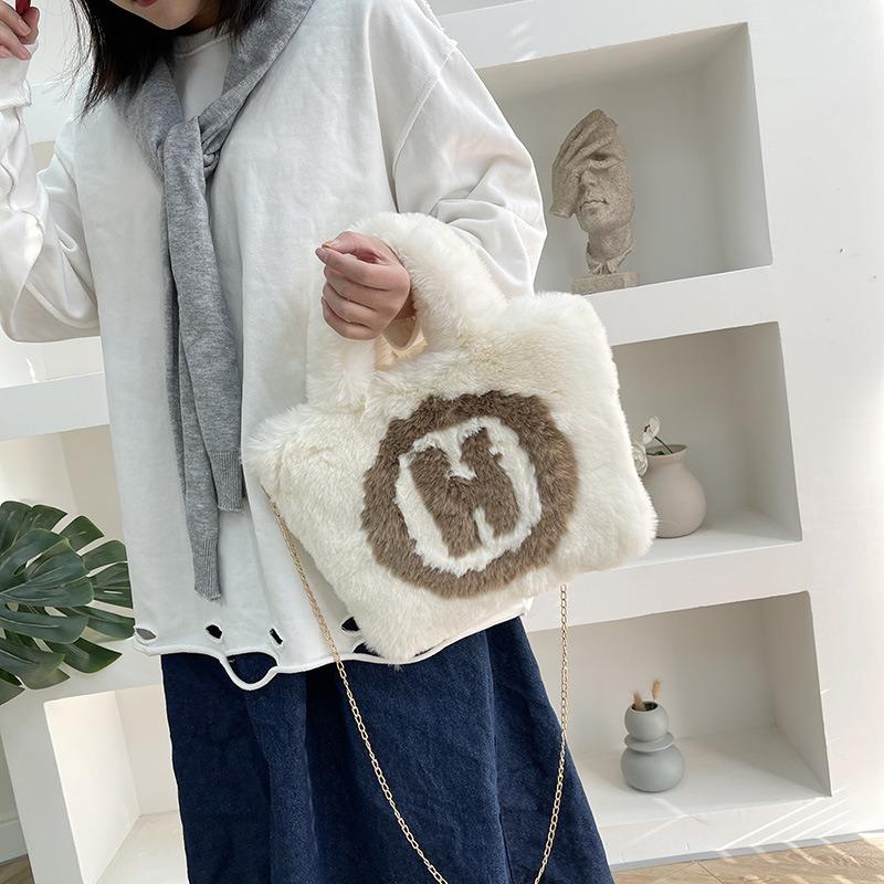 New messenger thickened hairy women's bag fashionable letter trendy handbag trendy simple chain messenger bag