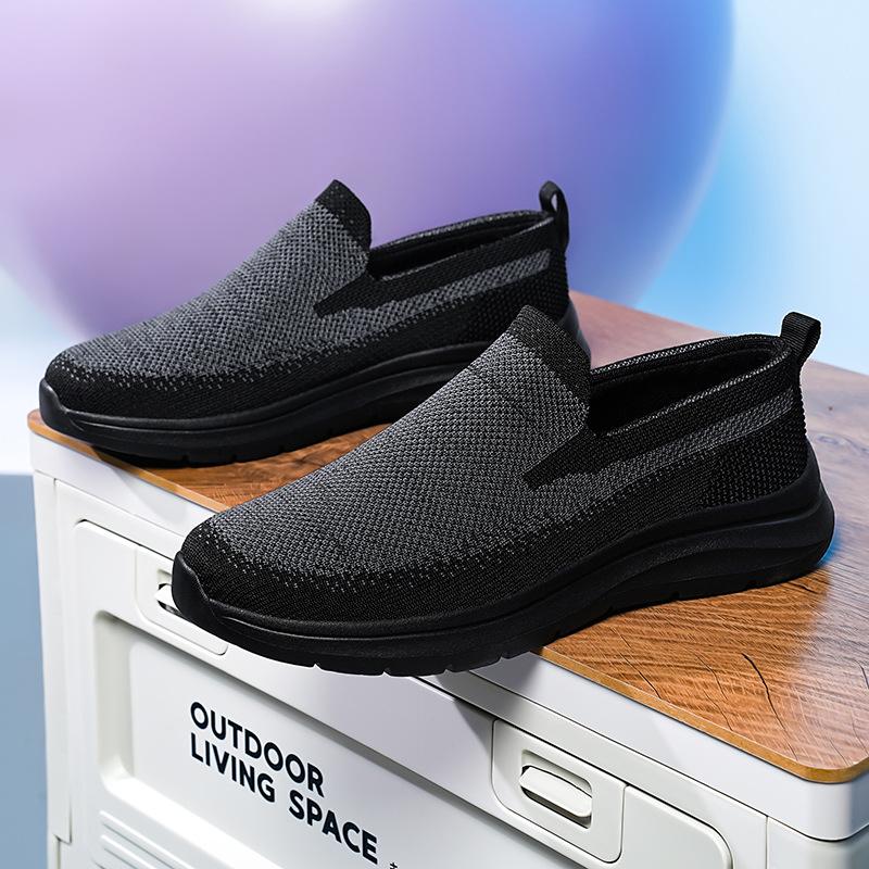 Large size men's shoes new mesh breathable comfortable soft sole casual sports shoes casual shoes