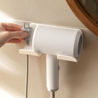 Uchwyt na suszarkę do włosów montowany na ścianie bez śladów plastikowy uniwersalny organizer na suszarkę do włosów i prostownicę do domu