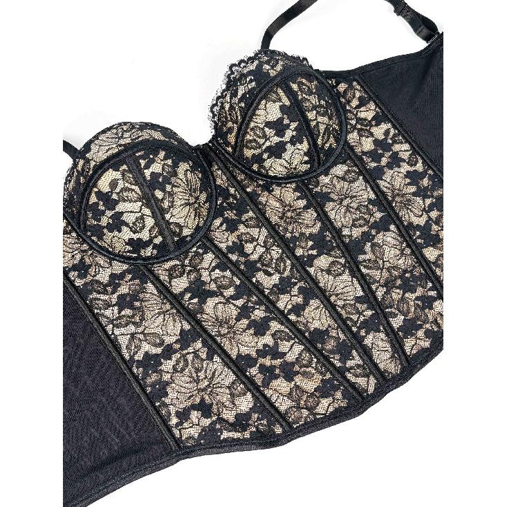 Corsets, Fashionable and Elegant Women's Clothing