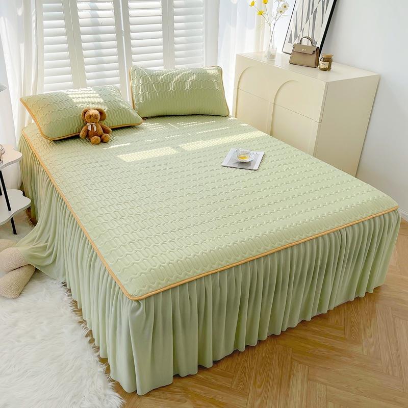 High Quality Latex Cooling Mat with Bed Skirt Elegance Breathable Ice Rayon Soft Breathable Cooling Mat