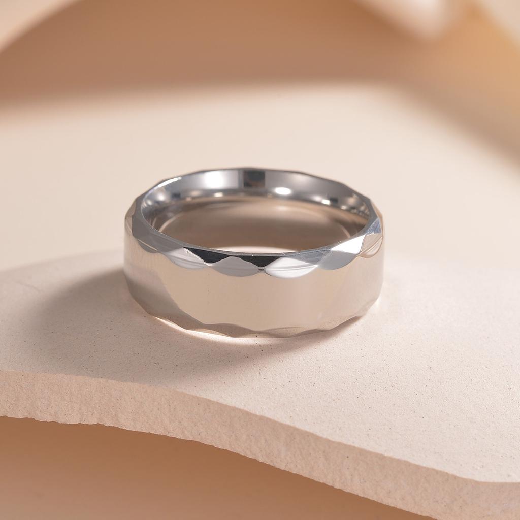 New European and American Popular Jewelry 8mm Men's Titanium Steel Ring, Carved Multi-faceted Edge Ring
