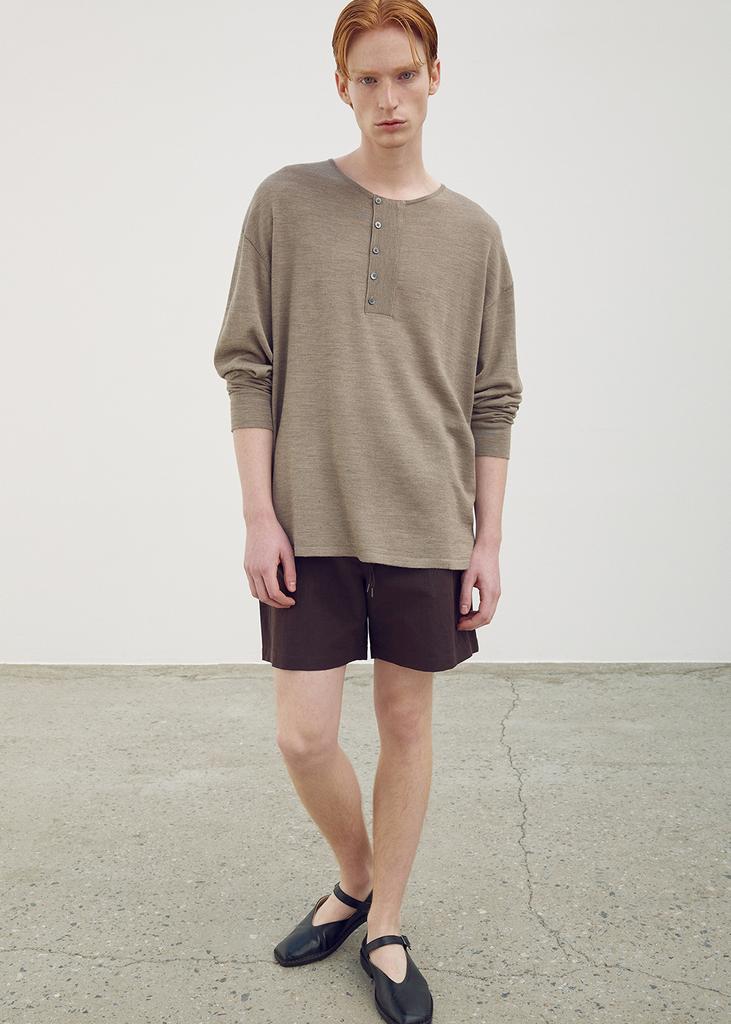 UMARMUNG Italian Light Wool Henley Neck Pullover_Hazel Wood