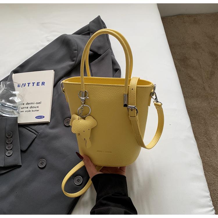 

2025 summer new bucket bag women s retro small bag Japanese and Korean style one shoulder crossbody high sense versatile underarm bag