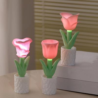 Lampă de Masă Mini LED Floare Lumină de Noapte Florală Creativă cu Lumină Blândă Alimentată cu Baterii Decor de Birou Noptieră Lumină de Ambianță Drăguță pentru Dormitor Birou