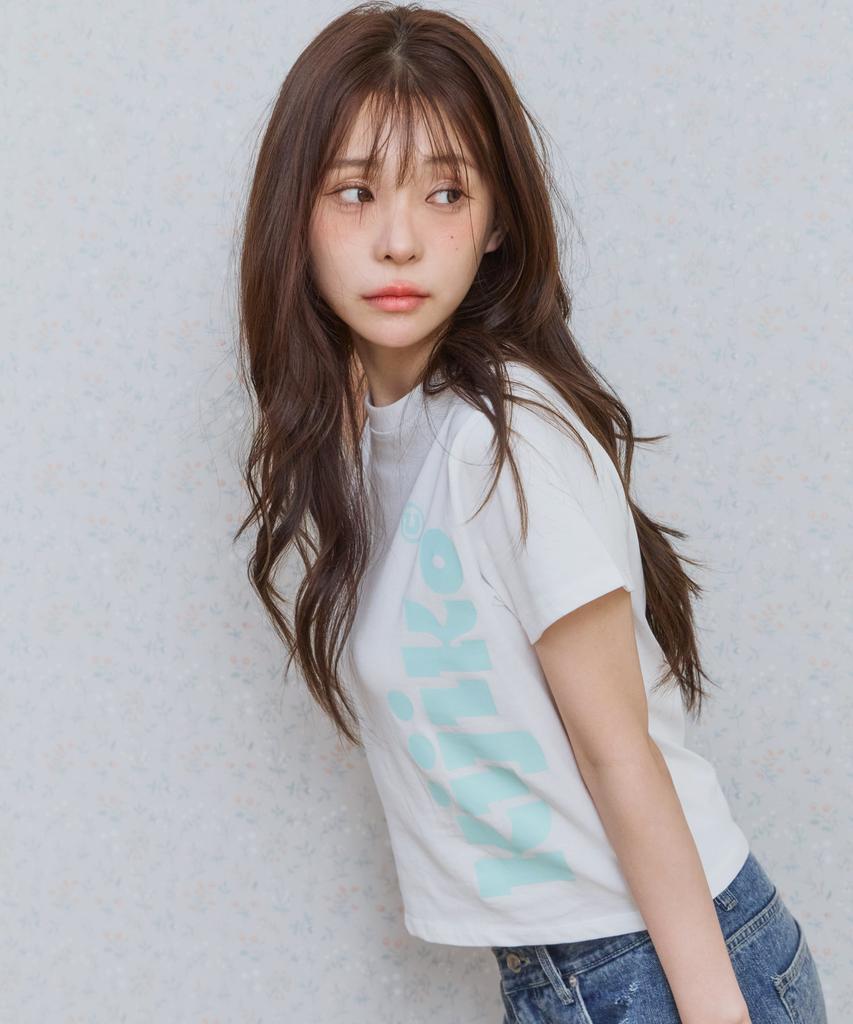 KIJIKO Ke406. Kijiko Big Logo Semi-Crop Tee White