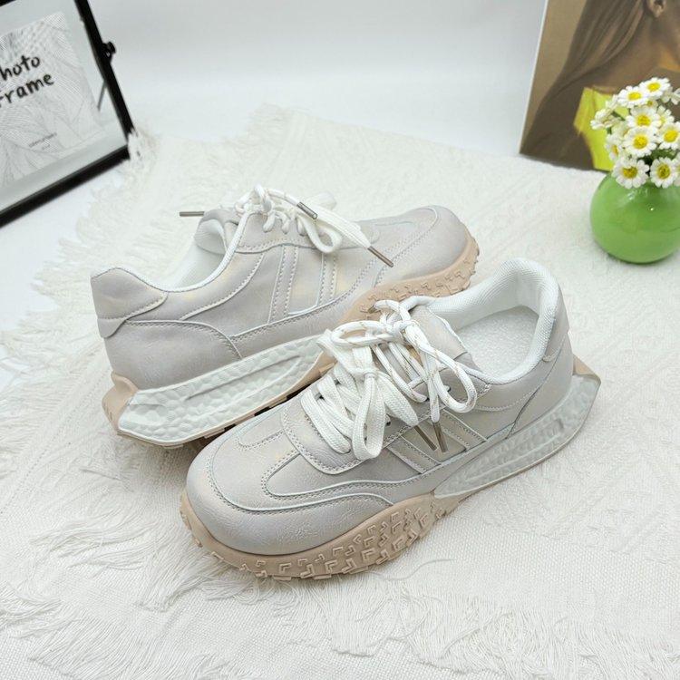 Inner height-increasing little white shoes for women and small men 2025 spring retro polished thick-soled versatile Agam training sports shoes