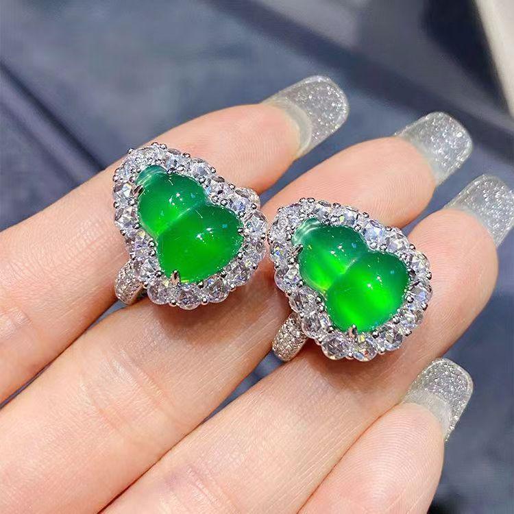 

Silver-Plated Green Chalcedony Agate Jade Gourd Ring for Women зелёный