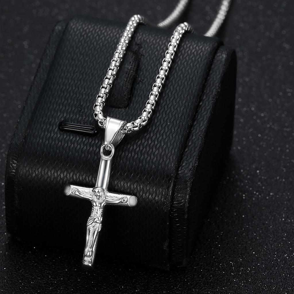 European and American Crosses Do Not Fade Neck Chains Men's and Women's Jewelry Accessories