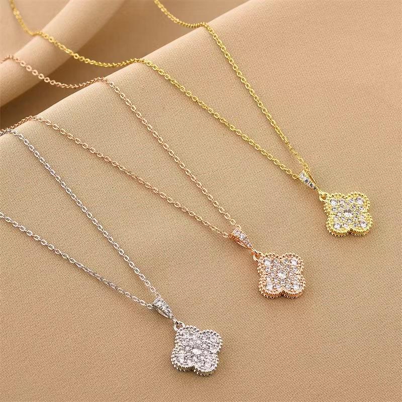 Four-leaf clover zircon necklace female niche design high-end full diamond pendant fashionable and simple versatile collarbone chain jewelry
