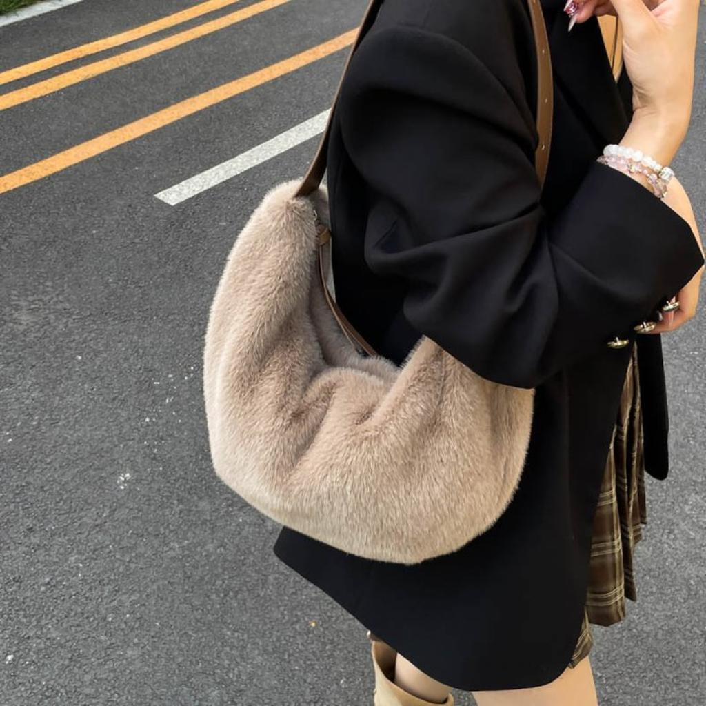 Crossbody Bag Women Plush Casual Daily
