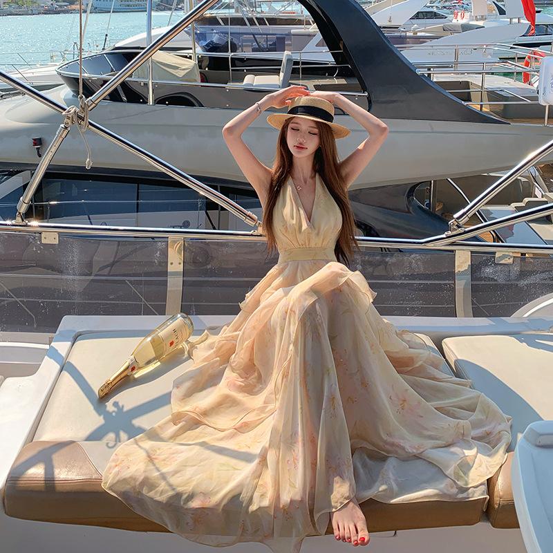 V-neck chiffon printed seaside vacation dress, new ruffle edge big pendulum long dress S
