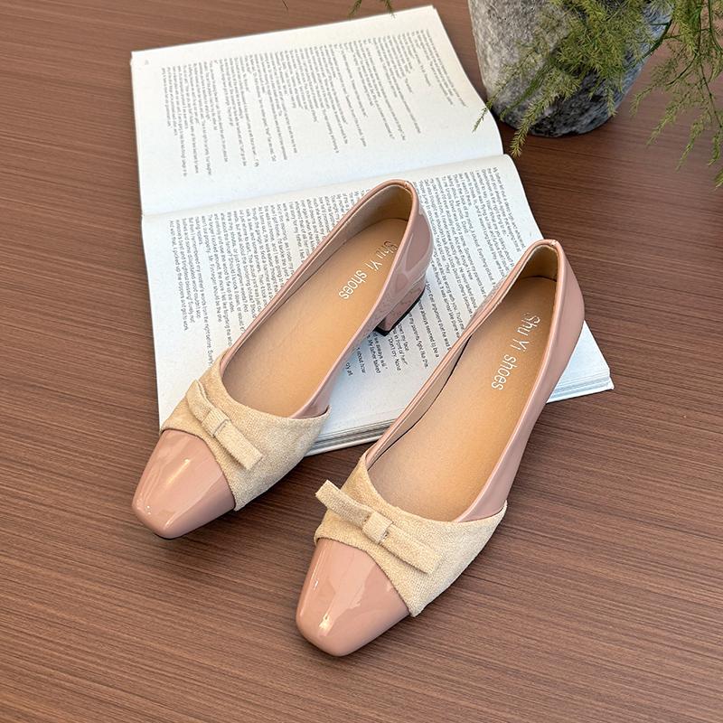 Fashion Retro Versatile Slip-On Shallow Single Shoes Square Toe Patent Leather Grandma Shoes Women Spring Bow Commuter Block Heel