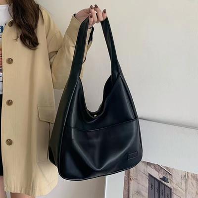 Women Large Capacity Tote Bag Trendy Shoulder Bag Simple and Versatile Commuter Bag Fashion Trendy Student Classroom Bag
