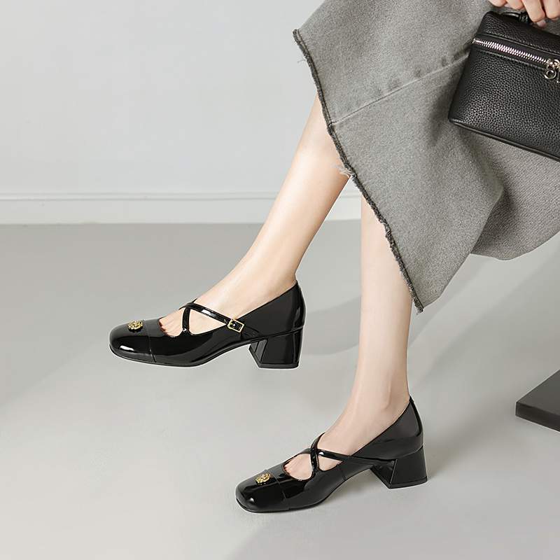 Krazing Pot Sheepskin Square Toe Med Heels Autumn Summer Shoes Metal Flowers Women Mary Janes Fashion Pumps