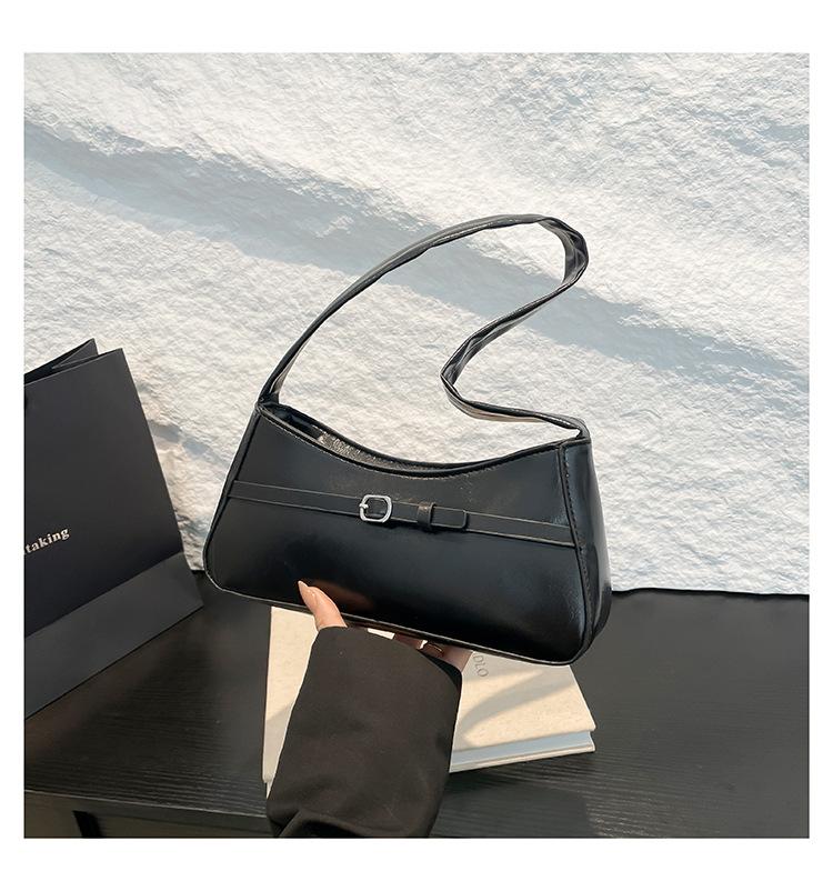 New Solid Color Temperament High-end Texture Shoulder Bag Fashionable and Simple Versatile Commuter Bag Niche Design Underarm Bag Women