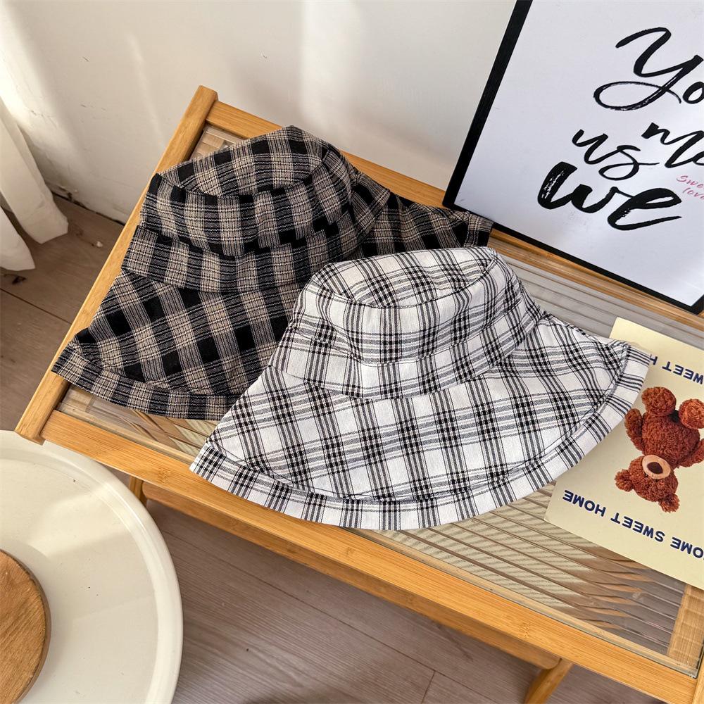 New black and white grid sunscreen bucket hat women's senior sense star basin hat casual versatile sunshade summer