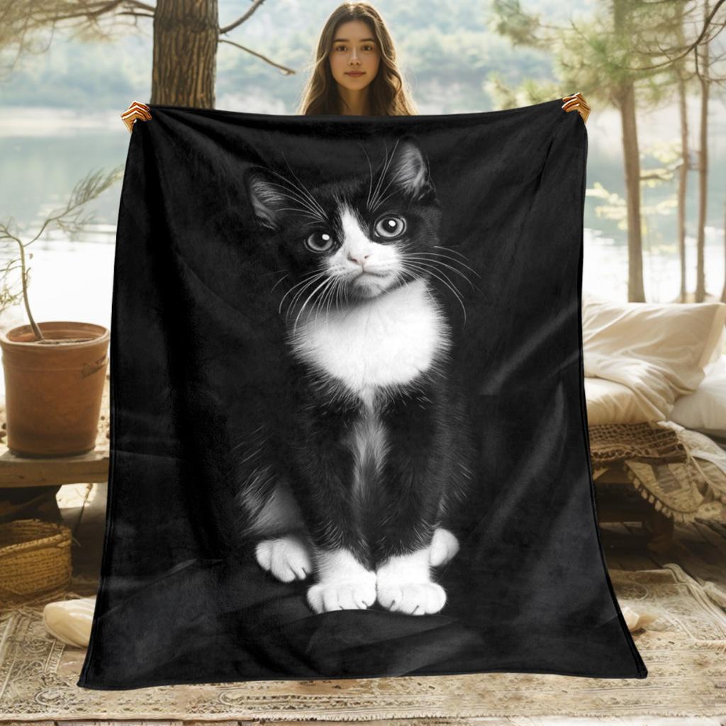 Custom Black White Cat Blanket Cute Kitten Portrait Personalized Name Fleece Throw All Season Soft Warm Bedding Home Decor Gift