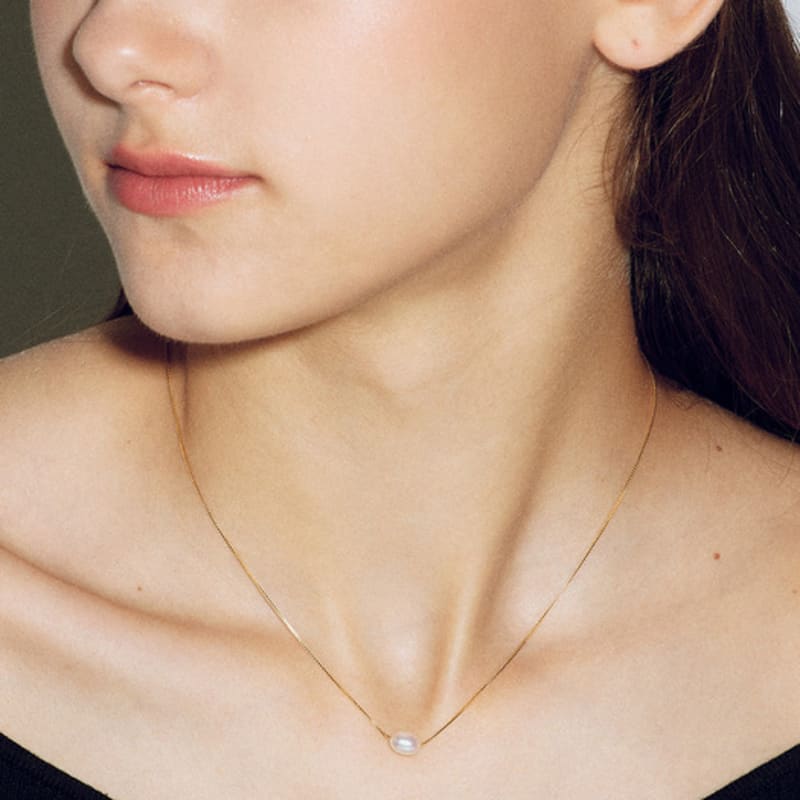 

Les Bijoux Philosophy LB_Cold single pearl necklace GOLD_FREE