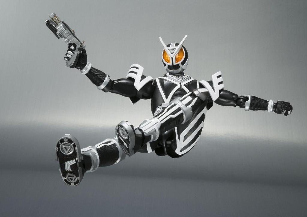 TAMASHII NATIONS Kamen Rider Delta S.H.Figuarts