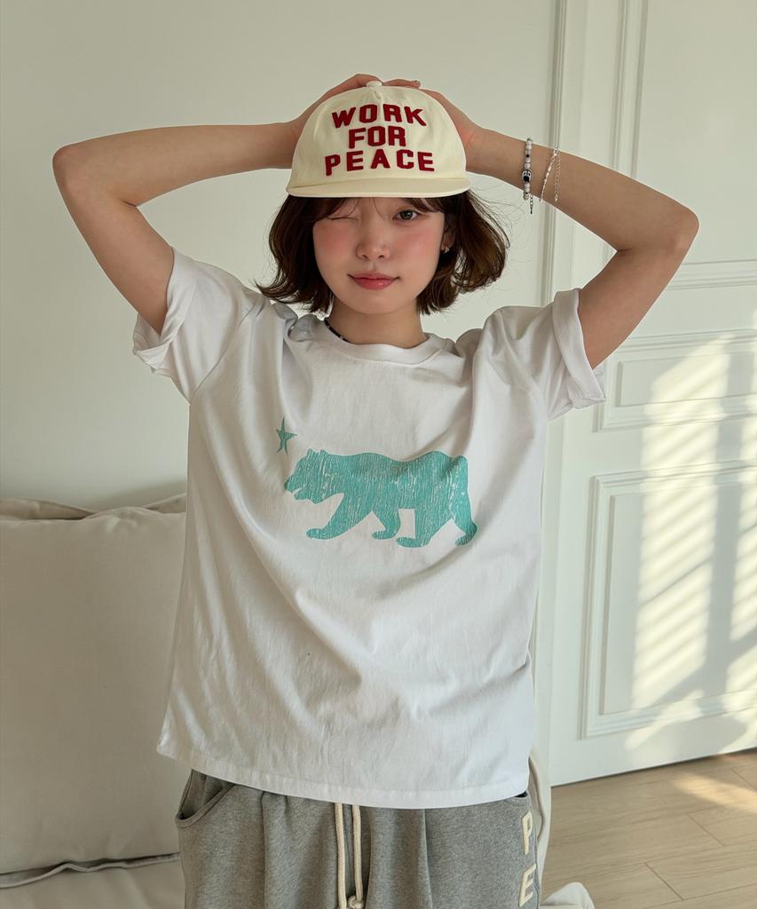 AMOU Cali Bear Half T-Shirts White