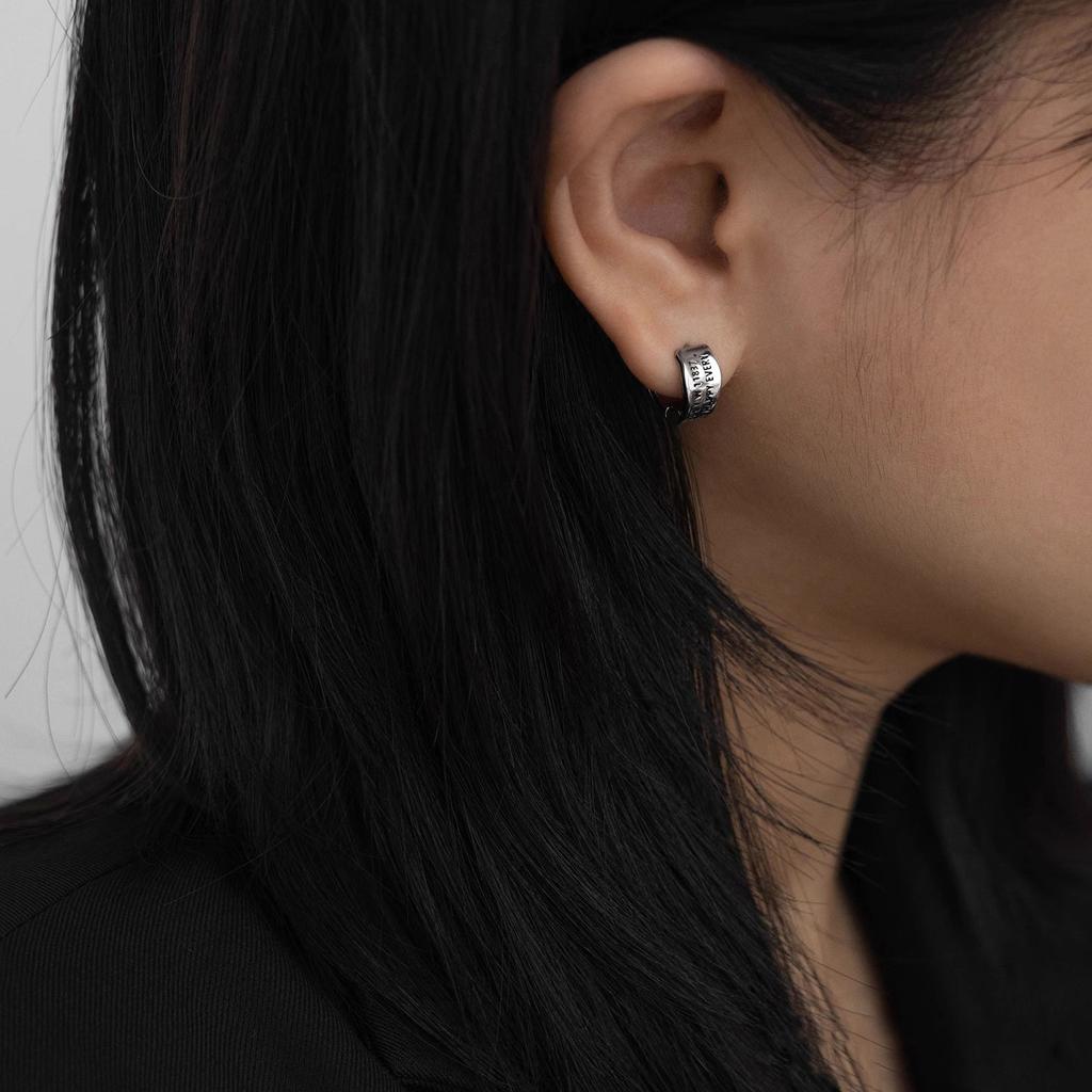 Ins Punk Neutral Double-sided Letters Silver-plated Lukewarm Earrings Earrings Street Ear Buckle Niche Earrings Female Studs Versatile Daily Wear