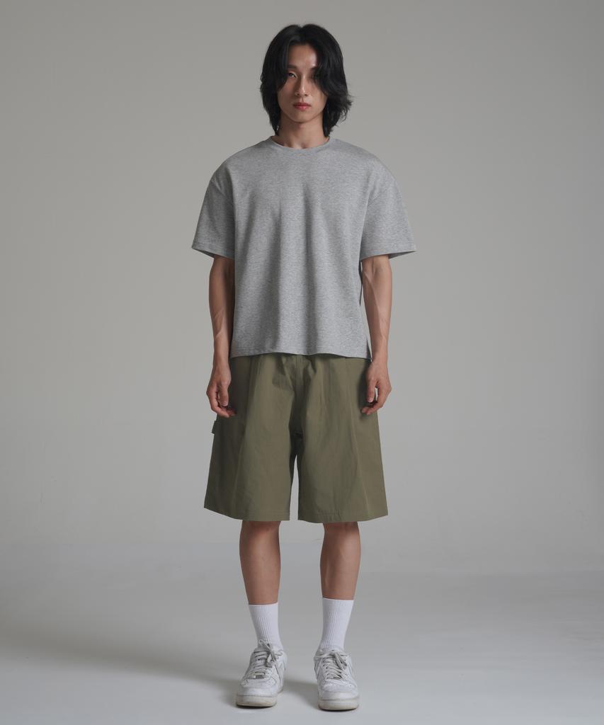 Noming Chino Single-Pleat Strap Wide Bermuda Shorts - Khaki