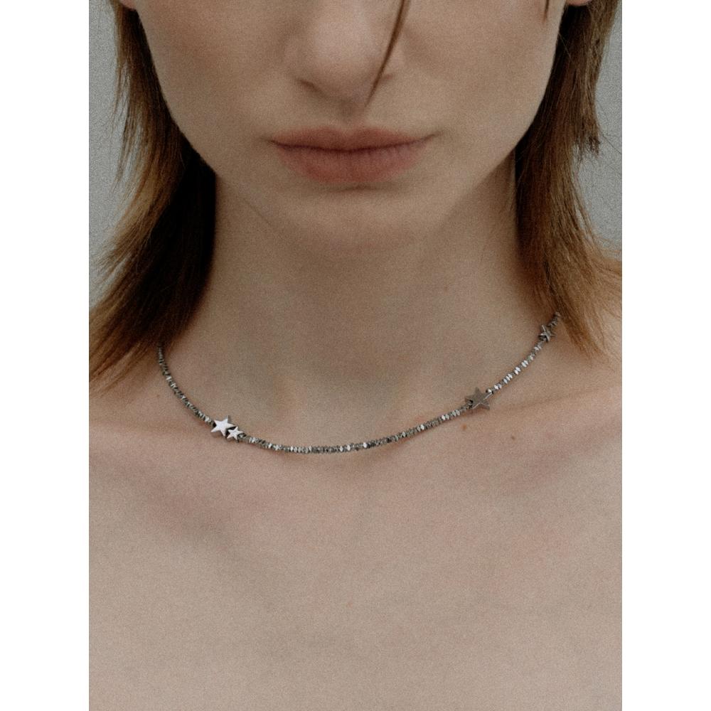 

ЧАСТЬ колье со звездой из серебра 925 пробы с гематитом