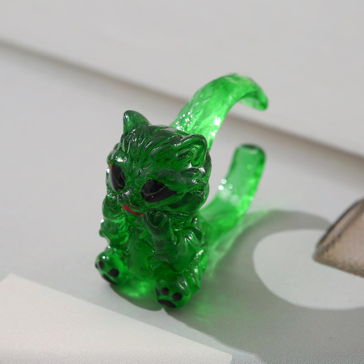 3D Cartoon Cat Figurines & Cute Ornament Accessories - Mixed Assortment